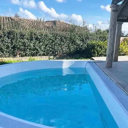 Vakantiehuis Ajo - Is Molas Pula